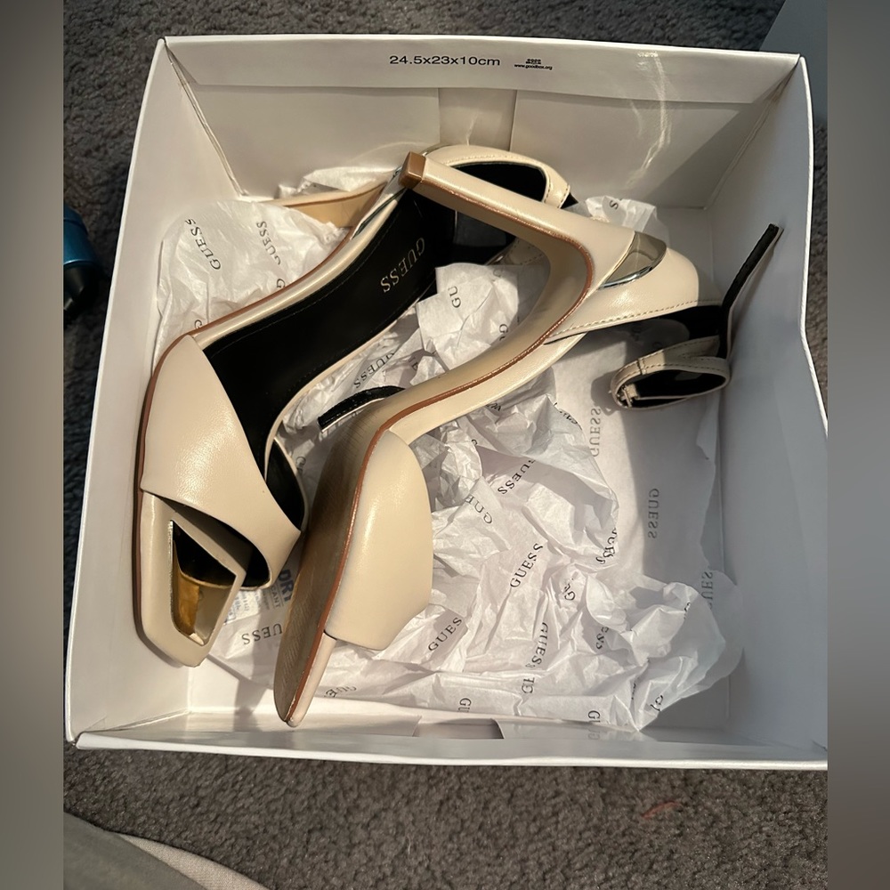 guess heels gw divine women’s size 7 1/2 color ivory